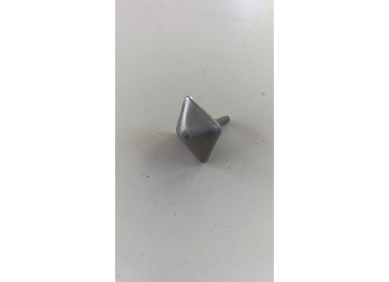 Заклепка кована квадратна 25*25 28*4 мм-4