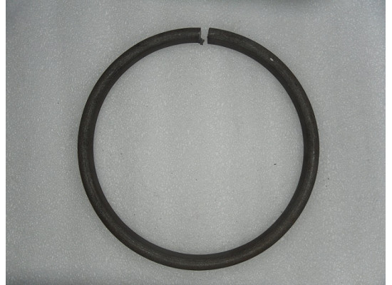 Кільце коване металеве д-130 мм (база 0 12*6 мм)-1