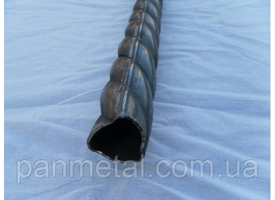 Труба декоративна вита д-60 мм *2.5 мм L-3000мм-1