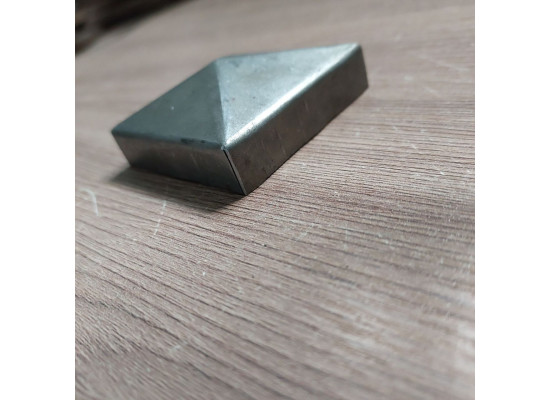 Кришка стовпа 50*50 мм кована гнута-2